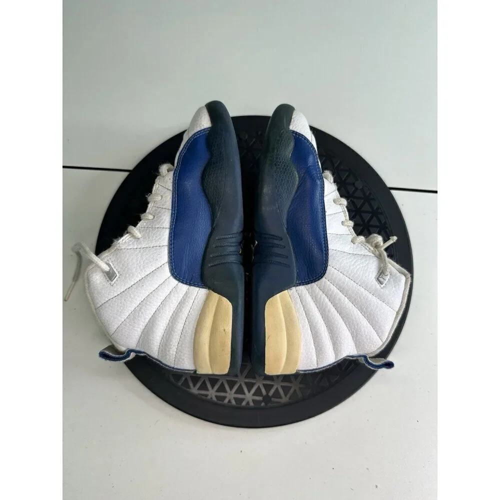 Nike Boys Air Jordan 12 151186-113 White Basketball Shoes Sneakers Size 1Y